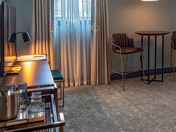 The Eliza Jane, Autograph Collection